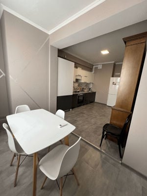 Apartament de vanzare situat in Crangasi - imagine 2