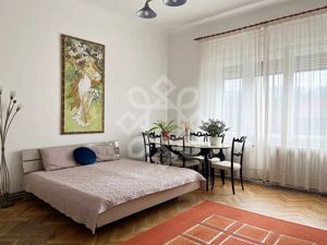 Casa cu 4 camere de vanzare in zona centrala din Oradea - imagine 7