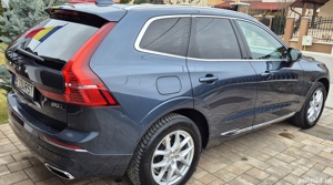 Vand Volvo XC60 B5 AWD mild hibrid, benzina, 265CP - imagine 2