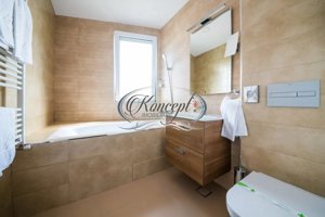 Apartament spatios cu terasa si parcare, pe Calea Turzii  - imagine 7