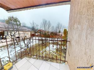 Vila armonioasa si insorita,cu 850 mp teren, gradina matura,Ultracentral - Sacele, Brasov - imagine 11