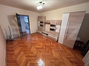 Apartament decomandat cu 3 camere, 70 mp, zona Cetate - imagine 2