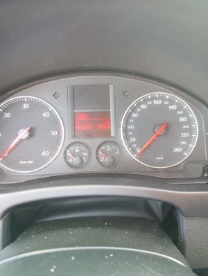 Vând sau schimb aștept oferte golf 5 plus 2006 1.9 tdi  - imagine 8 Vând sau schimb aștept oferte golf 5 plus 2006 1.9 tdi  - imagine 8