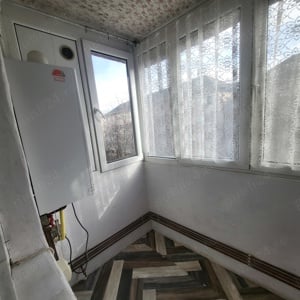 apartament CIRCUMVALATIUNII DECOMANDAT 2 camere , hol,bucatarie,balcon, CENTRALA!! - imagine 8