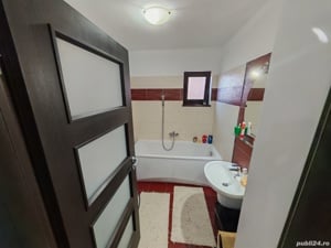 De vânzare: Apartament 3 camere, 76 mp, etaj 1   confort și spațiu într-o zonă liniștită - imagine 2