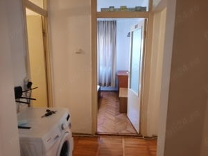 Inchiriez apartament 3 camere, decomandat, 2 bai, mobilat. Complex Studentesc  - imagine 3