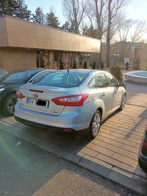 Ford Focus 3 benzina, 100.000 km - imagine 3