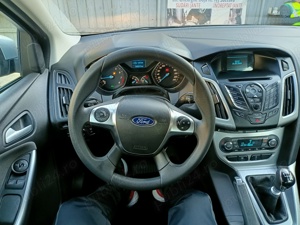 Ford Focus 3 benzina, 100.000 km - imagine 2
