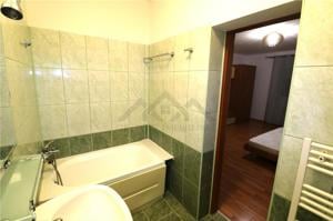 Apartament 3 camere, curte privata cu piscina in Dumbravita - imagine 5