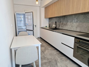 Apartament de lux cu terasa, complet utilat