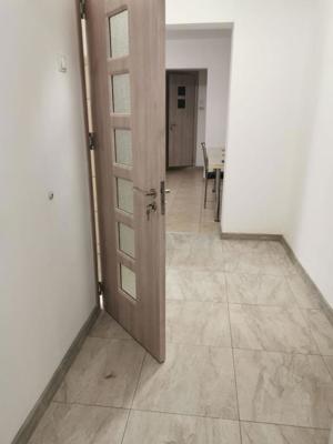 Delfinului Mega Mall apartament 3 camere bloc anvelopat 1985  - imagine 7