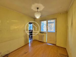 Apartament cu 2 camere de vanzare Str. Seleusului Zona Velenta,Oradea - imagine 3