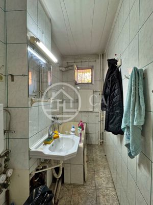 Apartament cu 2 camere de vanzare Str. Seleusului Zona Velenta,Oradea - imagine 8