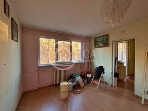 Apartament cu 2 camere de vanzare Str. Seleusului Zona Velenta,Oradea - imagine 2