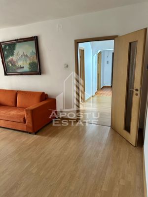 Apartament cu 4 camere, 2 bai, etajul intai, zona Stefan cel Mare - imagine 2