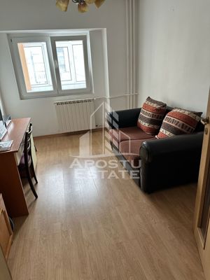 Apartament cu 4 camere, 2 bai, etajul intai, zona Stefan cel Mare - imagine 4