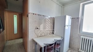 Apartament 2 camere, bloc anvelopat, zona Cetatii - imagine 3