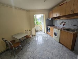 Apartament cu 3 camere, centrala proprie, etajul 2, zona Dambovita - imagine 4