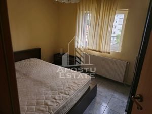 Apartament cu 3 camere, centrala proprie, etajul 2, zona Dambovita - imagine 8