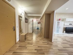 Apartament de inchiriat 3 camere, spatios, parcare, Rin Grand Hotel - imagine 3