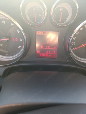 Vând Opel Astra j