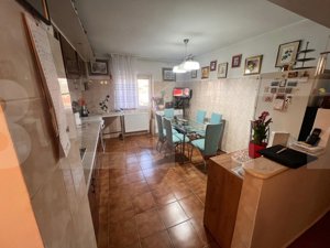 Apartament 3 camere Zona Lidia - imagine 3