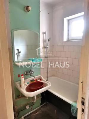 Apartament 4 camere, etajul 2, zona Cinema Victoria, str Comuna din Paris - imagine 4