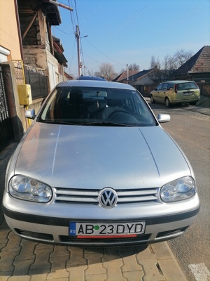 Volkswagen Golf - imagine 3