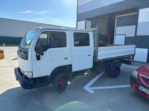 Nissan cabstar 2004