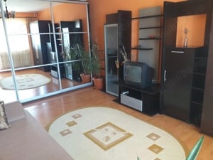 PF ofer spre închiriere apartament cu 2 camere in zona Iulius Mall - imagine 2