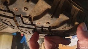 2 roți PIRELLI 6.95 - 13 / 175 - 13 cu crampoane(cuie) - imagine 4