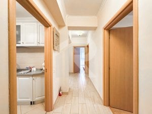 Metrou Jiului - apartament cu 3 camere și curte proprie + 2 parcări - imagine 4