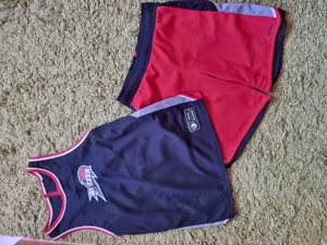 Sort si Maiou Reversibile Baschet Rosu-Negru Copii  141-150 cm  10-11A