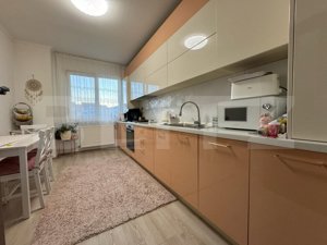 Apartament de vanzare, 2 camere, 74 mp + balcon, zona Pietroasa  - imagine 9