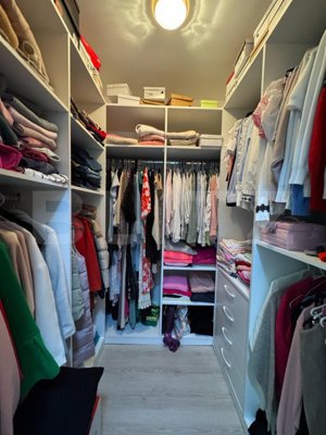 Apartament de vanzare, 2 camere, 74 mp + balcon, zona Pietroasa  - imagine 5