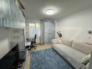 Apartament de vanzare, 2 camere, 74 mp + balcon, zona Pietroasa  - imagine 2