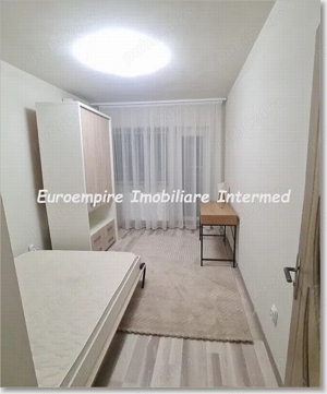 Apartament de inchiriat cu 4 camere zona CENTRU - imagine 2