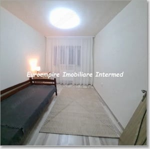 Apartament de inchiriat cu 4 camere zona CENTRU - imagine 4