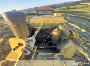 Combina agricola New Holland 8040 - imagine 5