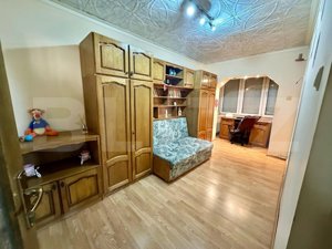 Apartament de 3 camere în Sebeș, 62 mp, cu boxă de 20 mp și aer condiționat. - imagine 3