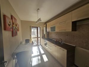 Inchiriere apartament bloc nou cu garaj, centru Pitesti - imagine 4