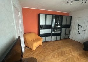 Apartament de 2 camere, semidecomandat, 50 mp, balcon, zona Titan - imagine 4