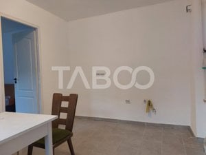 Apartament renovat 2 camere 40 mp 130 mp gradina Cisnadie - imagine 3