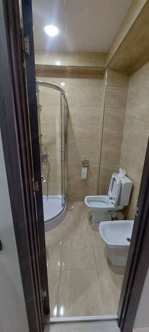 Apartament cu 2 camere in zona Soarelui - imagine 2