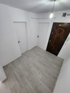 2Cam-Nou-Soarelui-3min Spitalul Judetean-53mp-Balcon-Mobilat-88500Euro-Negociabil - imagine 18