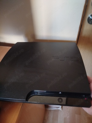 PS 3 cu 2 manete plus 4 jocuri și cutie originala puțin folosit stare foarte buna - imagine 3