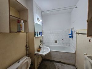 Apartament 3 camere, decomandat, Zona Mihai Eminescu in C-uri - imagine 6