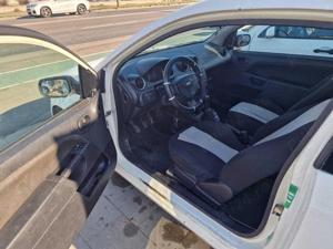 Ford Fiesta - berlina cu hayon - imagine 2