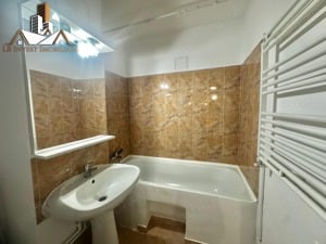 Închiriere apartament 4 camere în zona Bucovina  - imagine 13