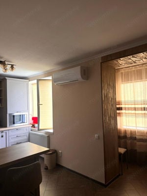 Ofer spre inchiriere apartament cu 3 camere in zona Cotroceni  - imagine 4